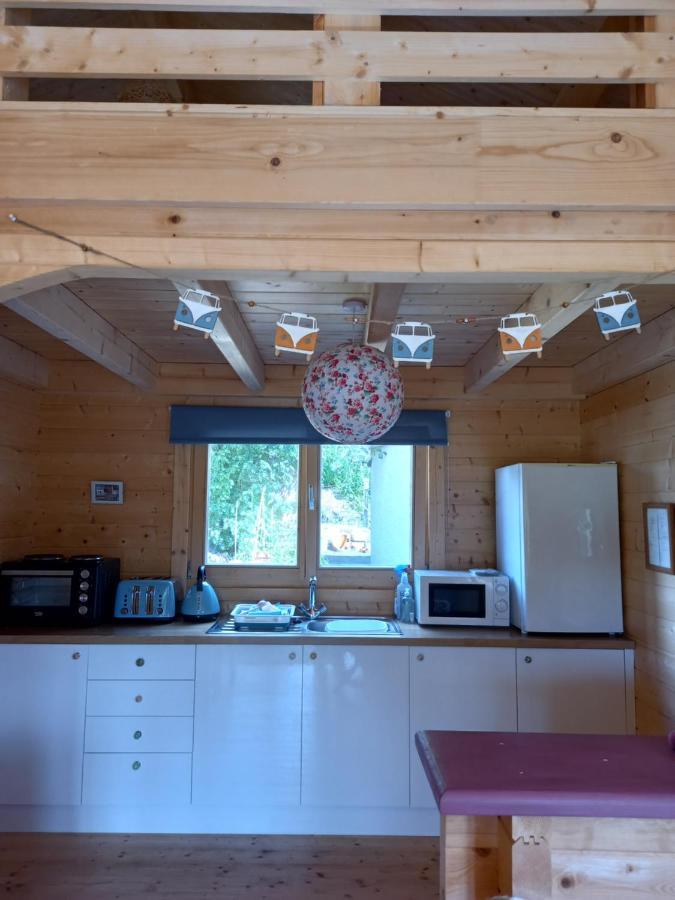 Springbank Cabin Insch 外观 照片