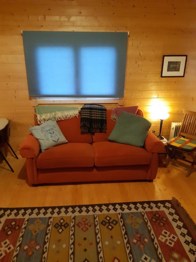 Springbank Cabin Insch 外观 照片